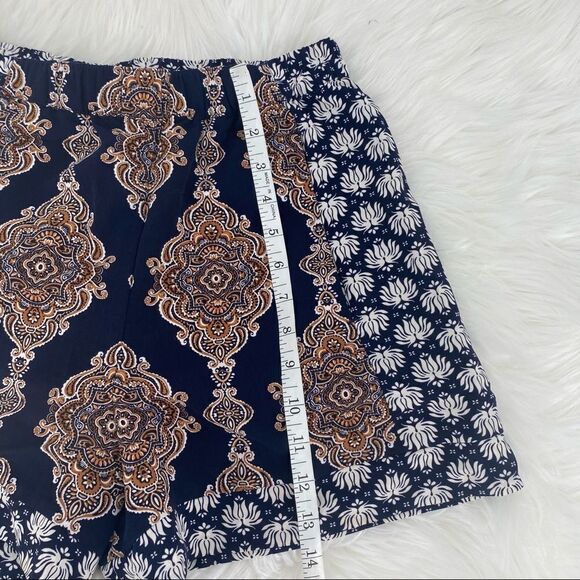 H&M‎ Patterned High Waisted Boho Festival Shorts Size 4 - Picture 5 of 8